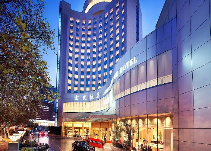 Lakeview Xuanwu Hotel