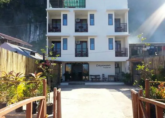 Dayunan Tourist Inn El Nido