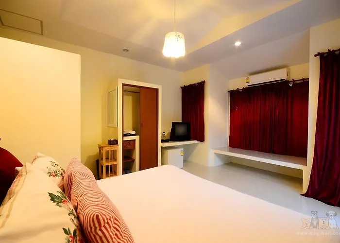 8 Villas Hua Hin