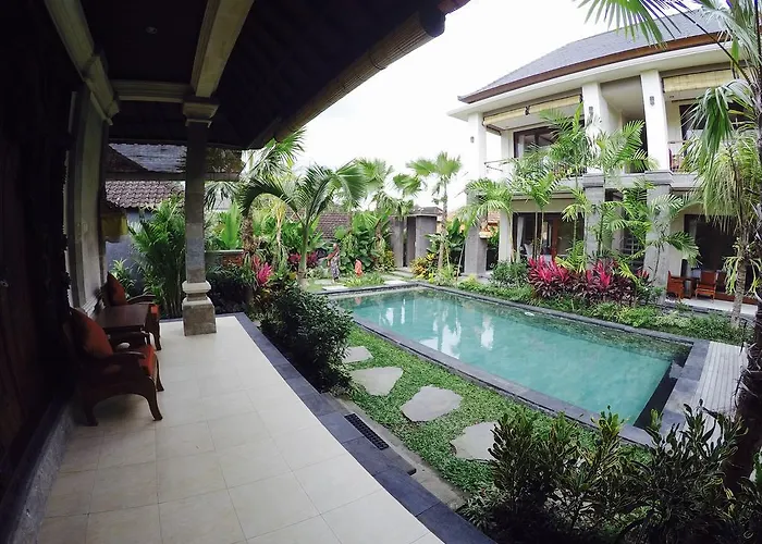 Cahyatika Bed & Breakfast