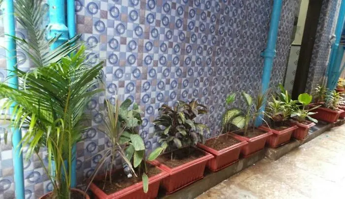 New Metro Guest House Mumbai