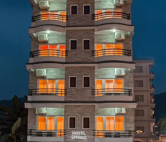 Hotel Spring