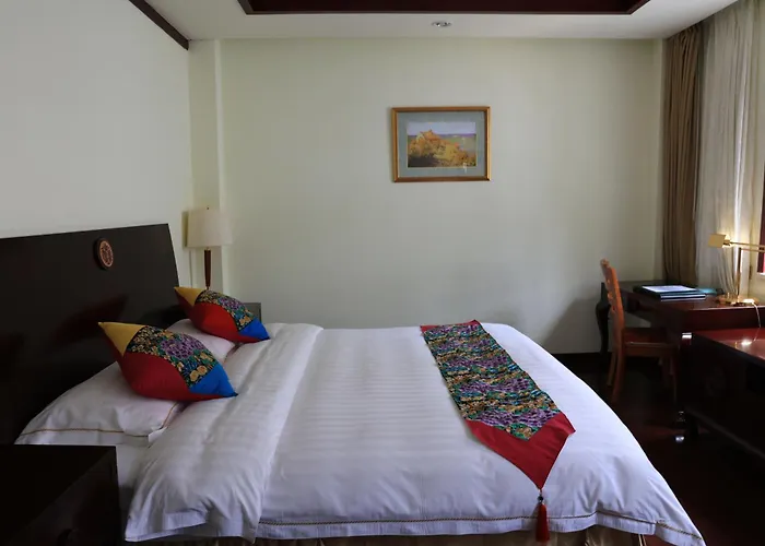 Gu Rong Hotel