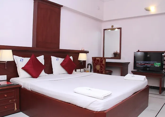 Zip By Spree Hotels Surabi International Vellore