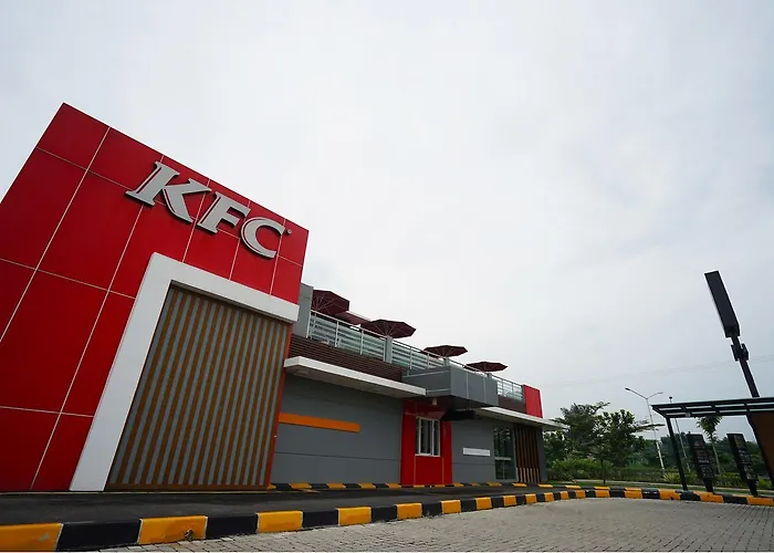The Lively Hotel Kualanamu Medan