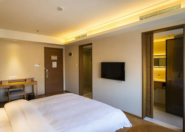 Ji Hotel Dalian Peace Square