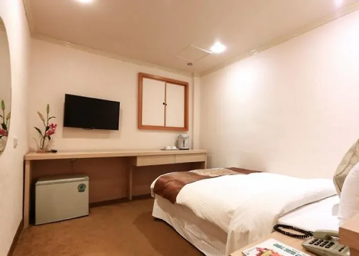 Red Cabin Inn Taipei