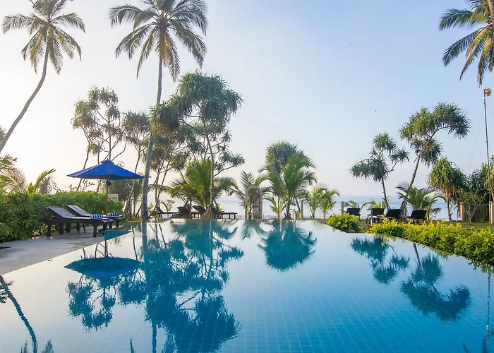 Lanka Beach Boutique Bungalows & Grand Villa