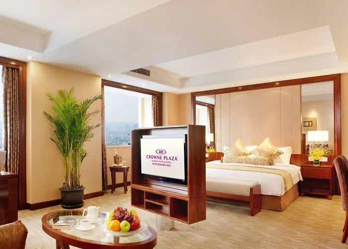 Crowne Plaza Nanjing Hotels & Suites