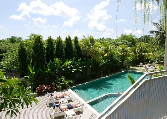 Padang Padang Inn Uluwatu