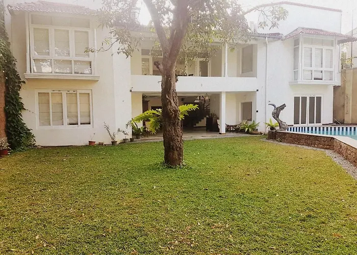 Artisan Villa