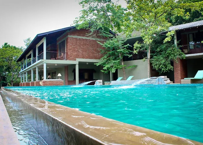 Ehalagala Lake Resort