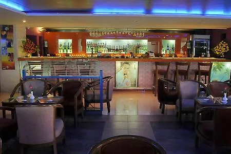 Breeze Hotel