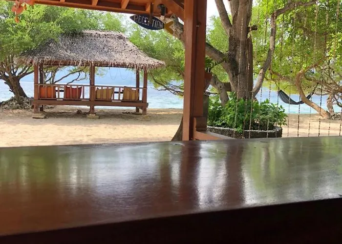 Biru Meno Beach Bungalows