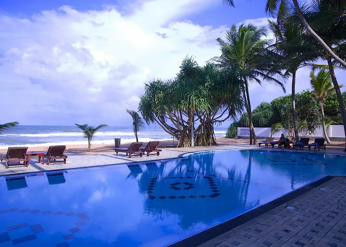 Whispering Palms Hotel Beruwala