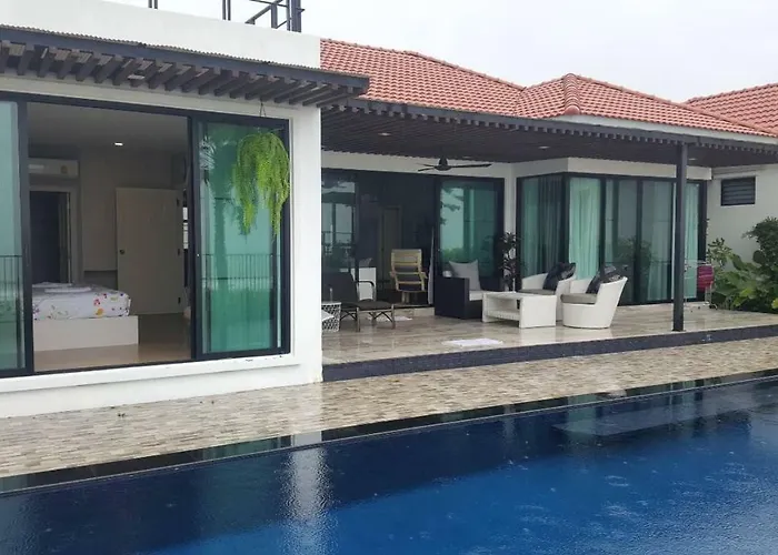 La Playa Beach Front Pool Villa Cha-Am,Huahin