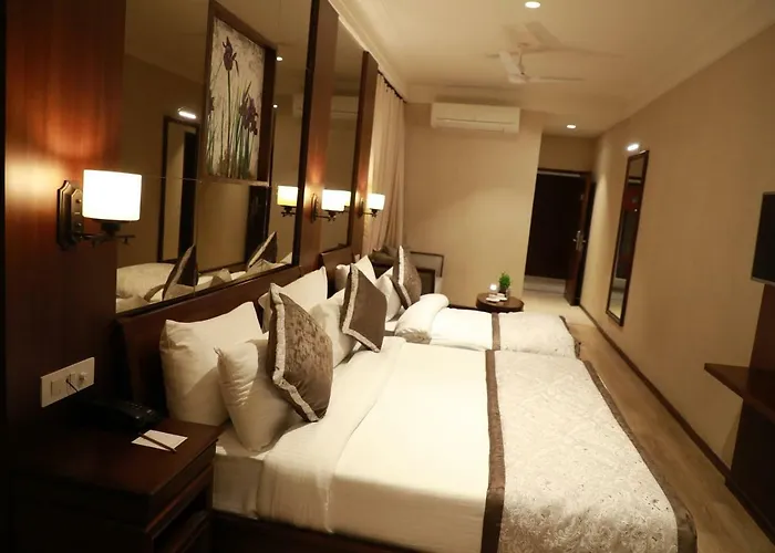 Hotel Golden Tower Near Heritage Street Amritsar