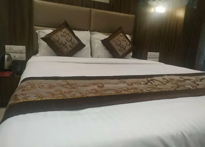 Hotel Sea Grand, Colaba Mumbai