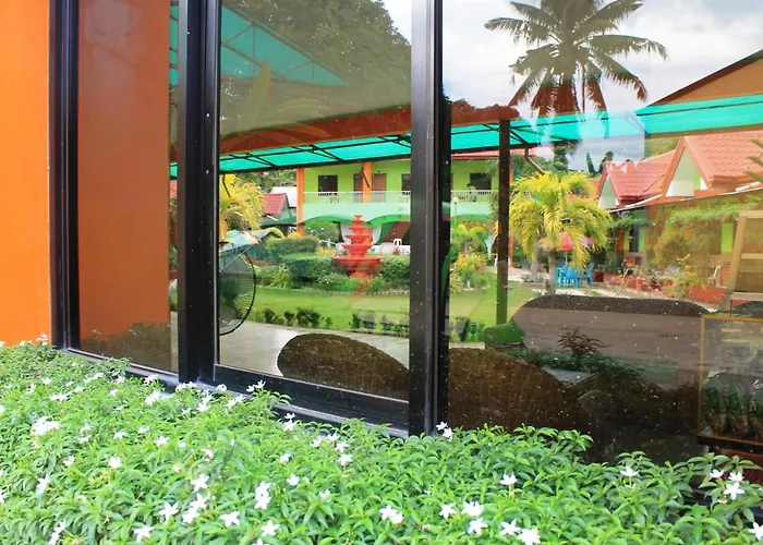 Green Park Tourist Inn