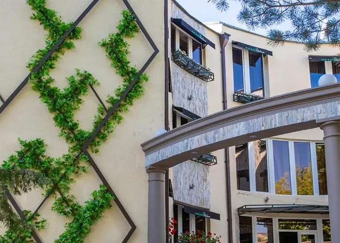 Green Palace Hotel