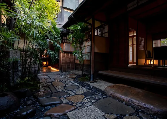 The General Kyoto Bukkoji Fuyacho Hotel