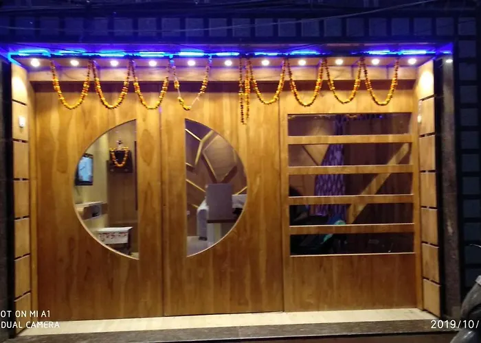 Hotel Prabhat Varanasi