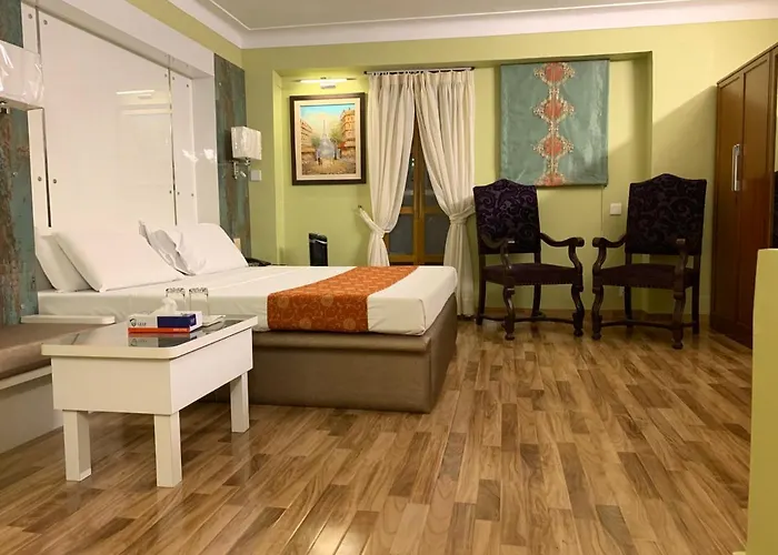 Star Guest House Karachi