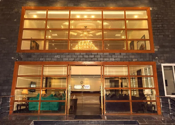 Hotel One Naran